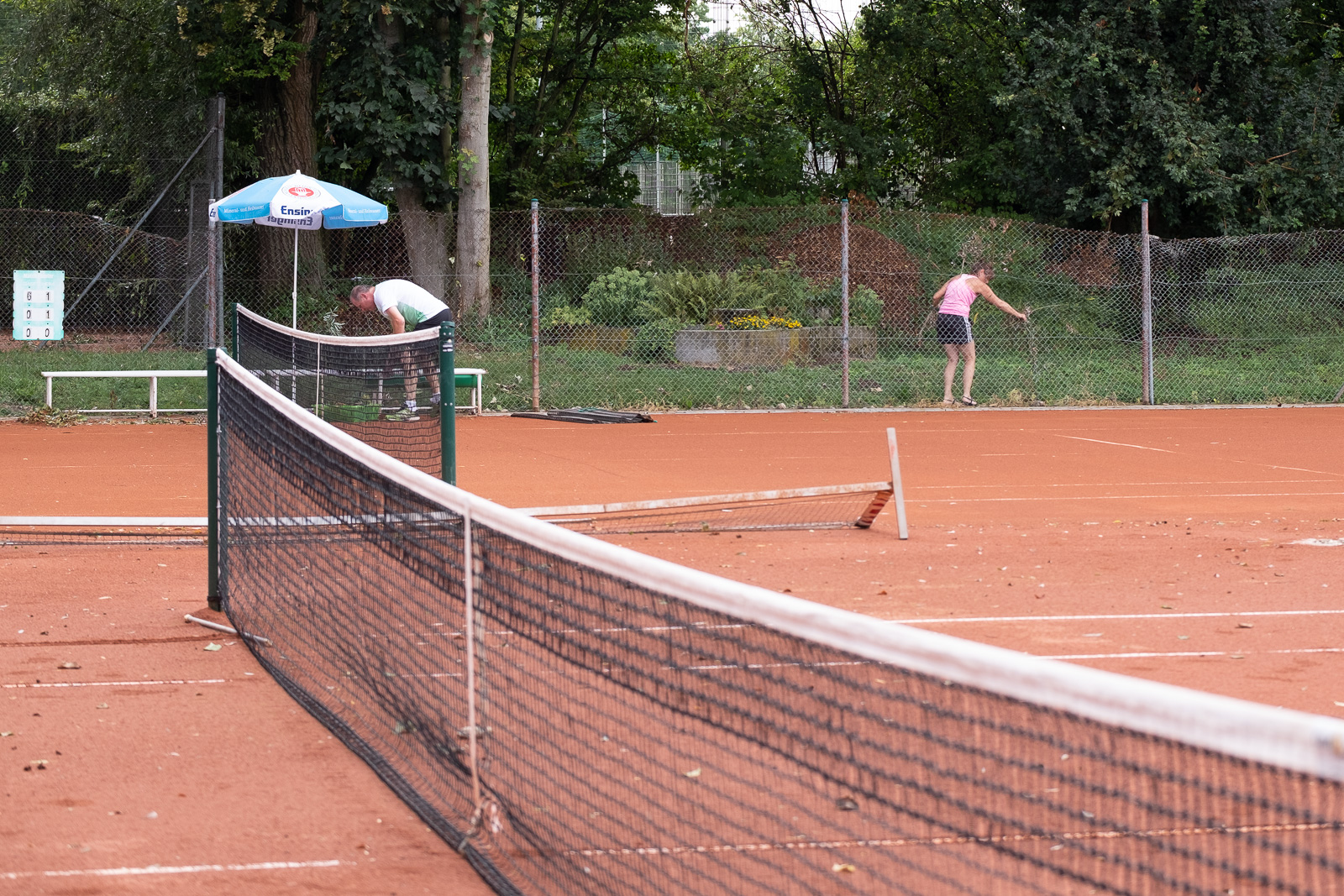 Hobby-Herren 2 unterliegen Geradstetten nach Platzregen und endlosen Match-Tie-Break-Spielen